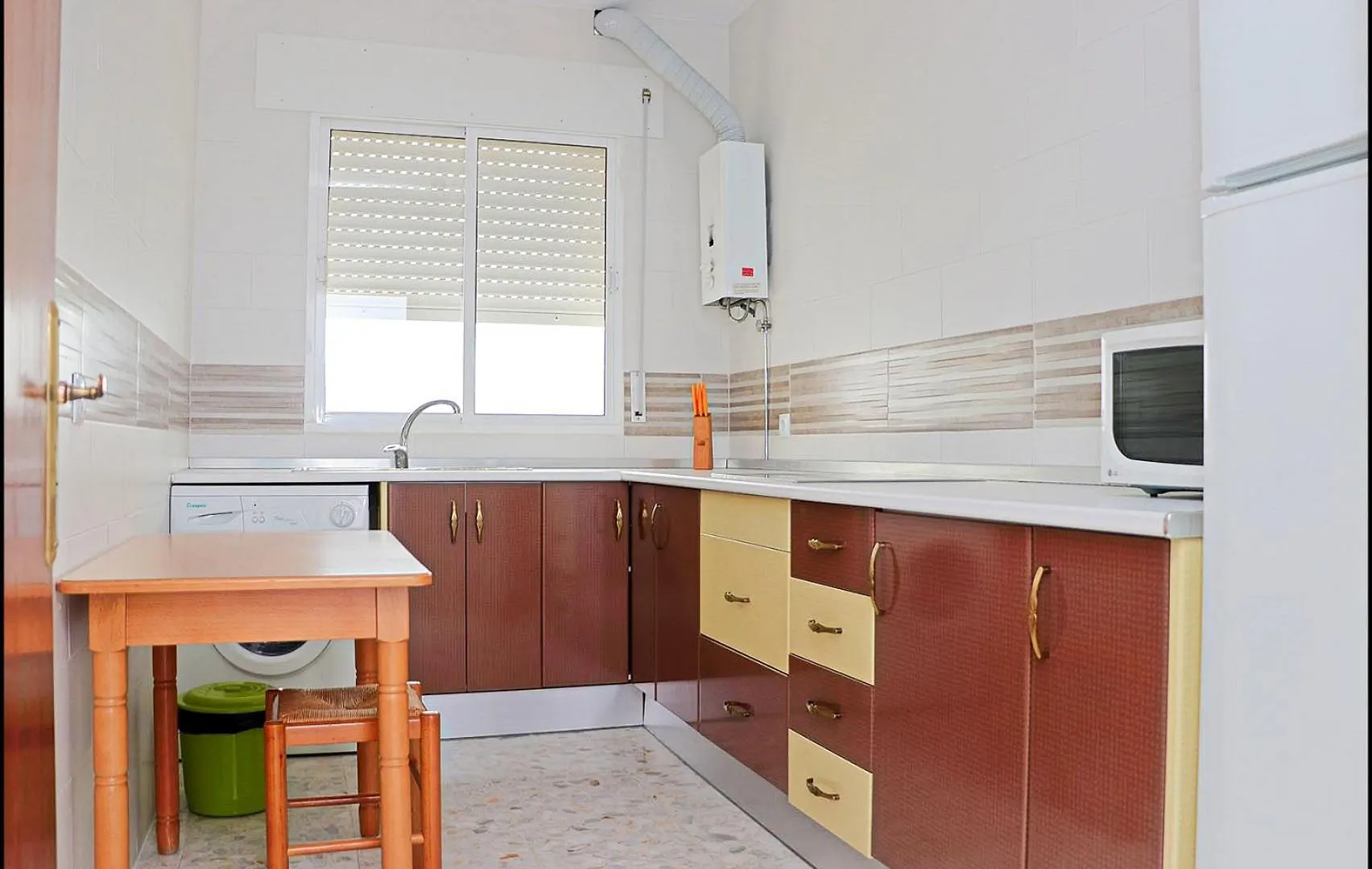 Apartamento Luminoso En El Centro Conil De La Frontera Spain